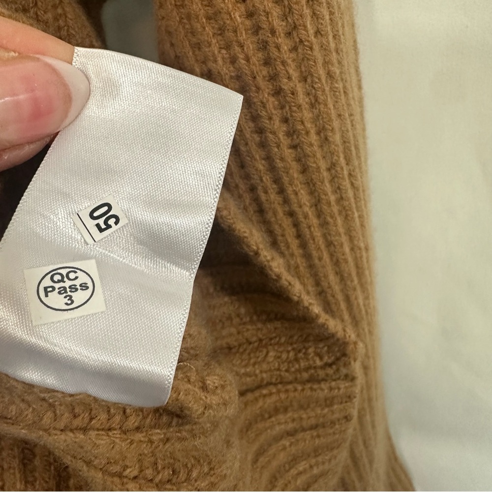 NEW Everlane The Felted Merino Wool Knit Pullover Sweater in Tan - Picture 12 of 13